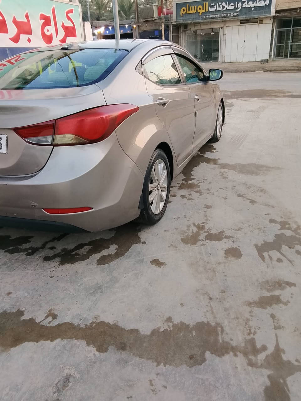 السلام عليكم النترا للبيع موديل 2015امريكيه حادثه قبق جنطه بجم كبس سونار مرافق ويه صوره نفسيت مصلحه مكينه كير جداد حداديه تخم تاير باتري كله جديد  جديد شاشه كامره تحكمت سترين داخل بيجي ويل كب السعر 116بيه مجال قليل الاستفسار اتصل على الرقم التالي *********** 
حله
