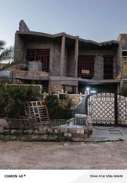 [[بسم الله الرحمن الرحيم]]
🏡     🏘      🏚 

#يوجد_بيت_للبيع

#العنوان  الفلوجة 
#المنطقة حي الشهداء// مقابيل محطه الجوهره بال 25

✅المساحة : 250م
⬆️ الوجة : 12.50م
🏞️النزال : 20م
 
غرف 5
استقبال 
صالة2
مناور 3
مطبخ
صحيات 3
حديقة + كراج سيارة 

                       #بناء 🧱 : طابوك طابق الثاني بلوك 
      
     #شارع 🏞️⬆️⬆️ : 10م كامل الخدمات من مدارس اسواق 

  #السعر_محدد_من_قبل_البائع 
    
        
        ⚖️⚖️   نوع الملك : طابو صرف تحويل مباشر  🏙 

            #السعر💰💸:  85 مليون وبي مجال قليل 

__________________________________

للأستفسار⛔🖲️ : مراجعة 
🥇#مكتب_الدوحه_للعقار 🥇
العنوان شارع المنجزات قرب مجمع أحمد عريبي حي نزال 🚗🚖
__________________________________

#ملاحظة//📋📑 اذا لديك عقار تريد تعرضة للبيع او تريد تشتري عقار قم بمراسلة الصفحة او اتصال على لارقام الموجودة+ واتساب
            
         #للأتصال_او_واتساب 📞  ***********
         #للأتصال_كورك.   📞.       ‏‪***********

#بيع_وشراء_الدور_السكنية_والزراعية_العقارات_في_مدينة_الفلوجة #مكتب_الدوحه_للعقار_بيع_وشراء_العقارات_بسعر_مناسب
#عقارات_الانبار_الفلوجة
