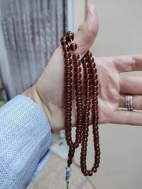 باكستانية قديمة • ١٠١ حبة • عسلي غامق