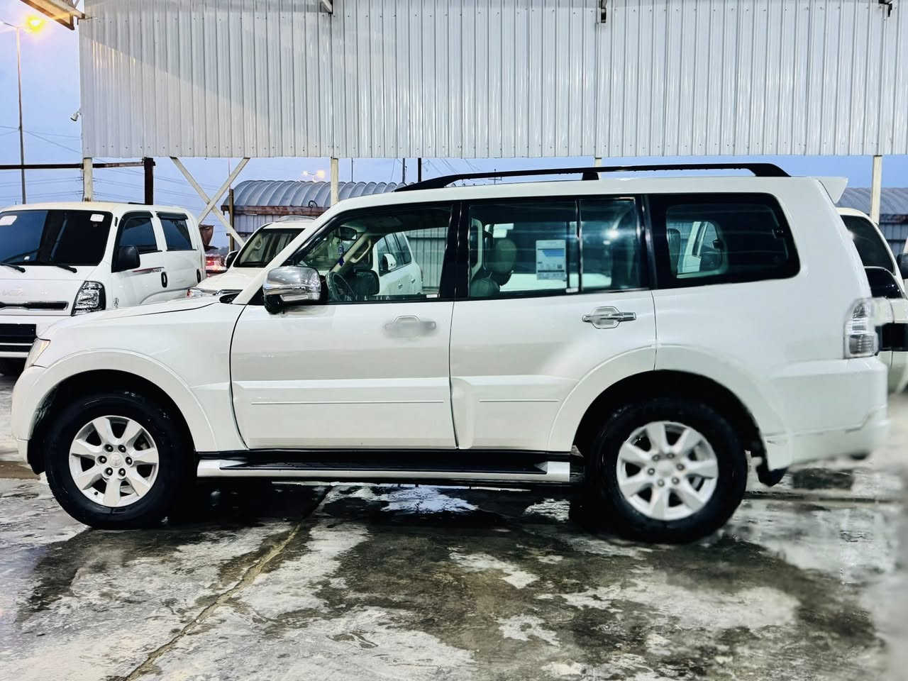 باجيرو حبتور
2017خليجي 
بيهه جاملغ وبنيد
جاهزه السياره من كلشي 
رقم اربيل 
المكان بابل الشوملي قرب السيطرة معرض سيد حسام معرض سيد حسام الشرفي
الاستفسار
***********
