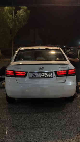 سوناتا للبيع 
موديل 2008 امريكي 
محرك 4 سلندر 2400 دوش 
كير ومحرك شرط 
رقم وسنويه جديد 
شرط التحويل 
كابون بانزين 
مبدل بوند نفس الون
 و بيها ملاحضات صبغ  قليله
السعر 105 $ 
للتواصل ***********
