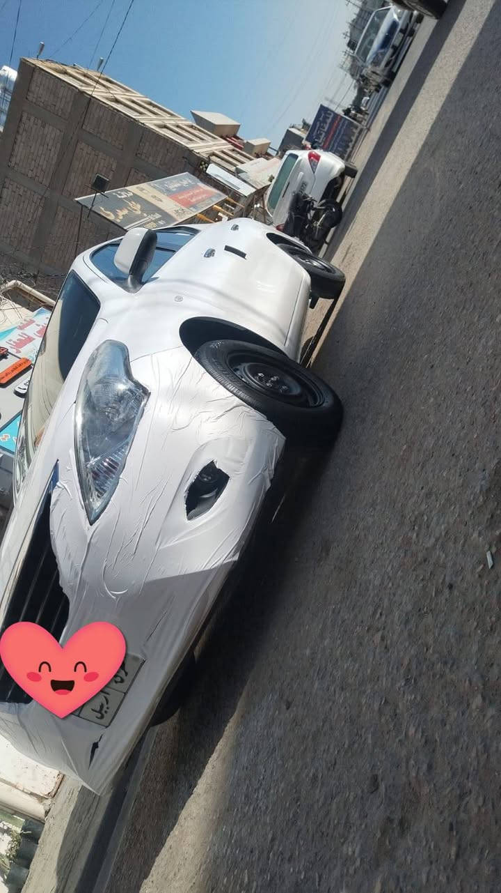 السلام عليكم نيسان صني هندي اصل مديل 20 كفاله عامه من شخط سياره جديده بمعنه كلمه تخم تاير تبريد ثلج حداديه  جديده سياره يشهد الله كامله على آخر حبايه ماشيه حقيقي 114 حقيقي سعر 108 وبيه مجال حك جيه ***********
