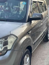 كيا صول 2010 خليجي 1600دوش مكفوله من الصبغ والحادث فقط بيه ملاحضات شخو...