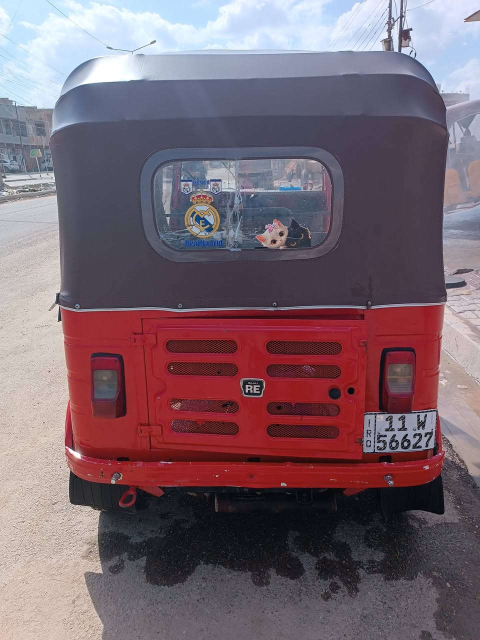 اسلام عليكم تكتك موديل 18 رقم وسنويه تحويل ثاني يوم تكتك مال جناي شغل وطلع سعر 5200 الرقم ***********
