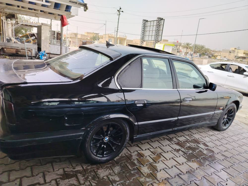 بيئم دبليو
535i اصل سياره
كير مكينه بشرط
غرفه لون ابيض جام كهرباء
فتحه شغاله
ساعات سوار
بيها شلعه وبطناش تشك الكاع
كهربائيات كله شغاله
مكاني واسط
سنويه جديده لل٢٨ ابيع شرط التحويل وكاله ماسوي اريد لياخذه شهر ويحول
السعر ٤٥ وبيها مجال
***********
*********** دهل اوران, واسط
