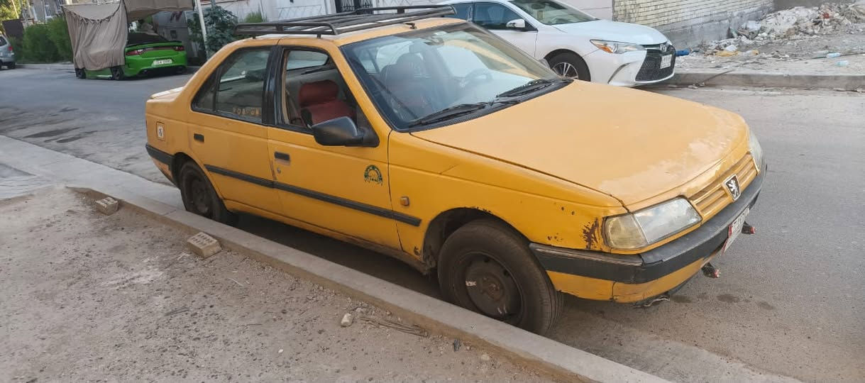 للبيع بيجو جيل اكس موديل 10 عليها غرامه او هئية من سنه ال 20 محرك كير كورله ابيع صافي 14 والباقي على المشتري اني اخذ 14 التحويل موباشر المكان بغداد الاعظمية هذا رقمي ***********
