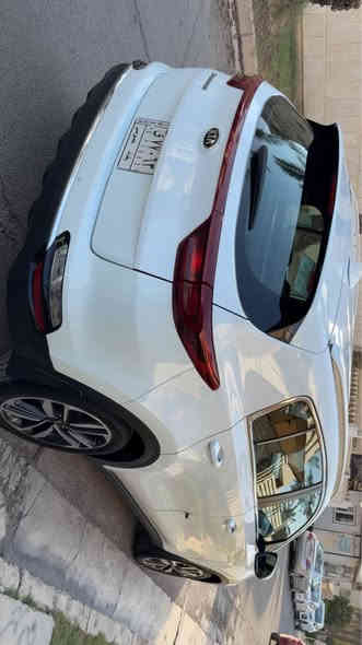 سبورتج للبيع خليجي شركه الدوليه موديل ٢٠٢١ السياره نص مواصفات شاشه او حساسات او مري شفط بدون اي نقص ماشيه ١٠٤ تحويل مباشر رقم بغداد بيها ملاحظه بس شبر بارد بل جاملغ الامامي بس السعر ٢١٠٠٠ الف دولار بيها شي بسيط 
للستفسار *********** مكاني اليرموك بغداد
