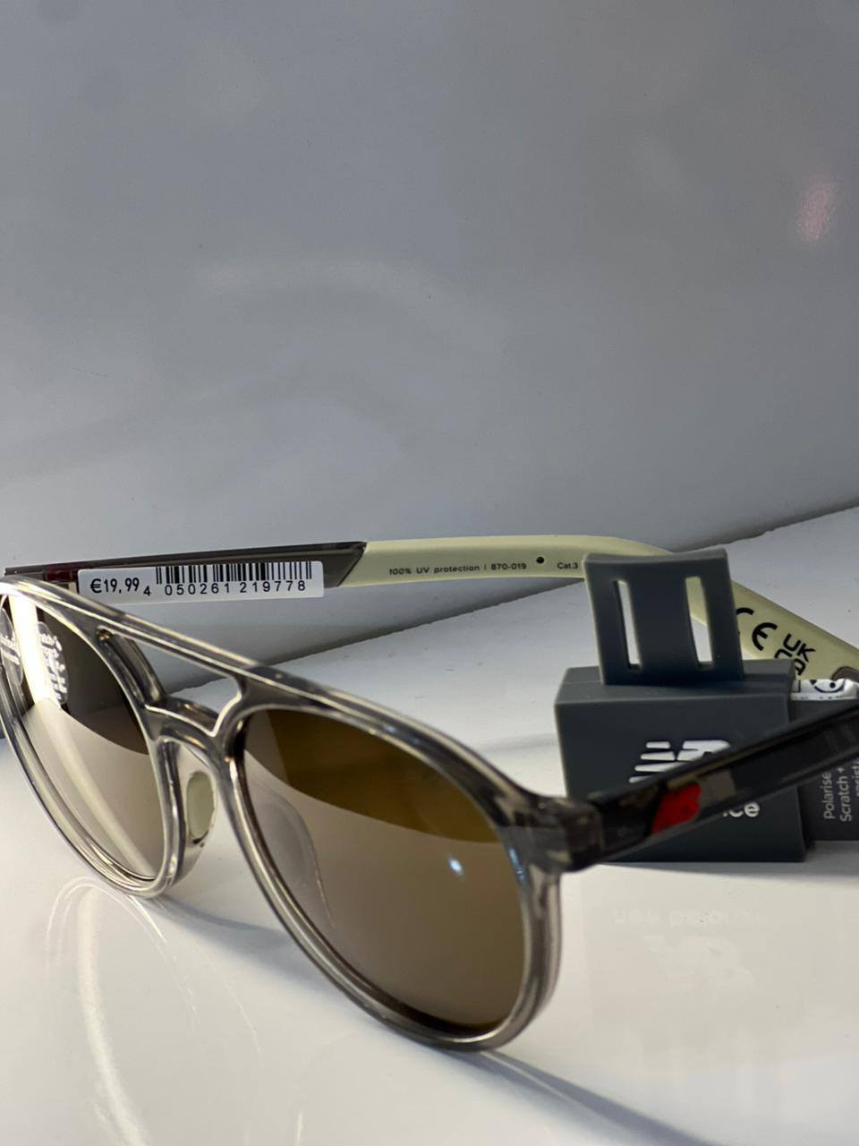 شلعه نظارات
اوربي ماركه 
اورجنال 100%
العدد :100قطعه 
تواصل : ***********
