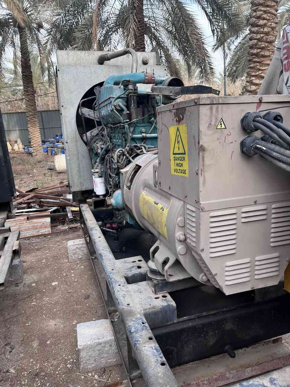 سلام عليكم
كمنز 5ونص زيتيه انجكتر زيتي توليد 400K

مكان كربلاء 

الشراي يتصل

***********
