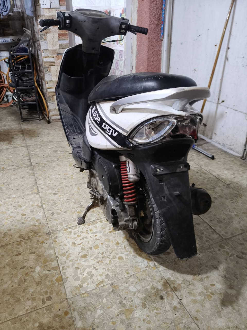 سلام عليكم دراجه للبيع ماكس قجمه سعر250مكان بغداد الشعب ***********
