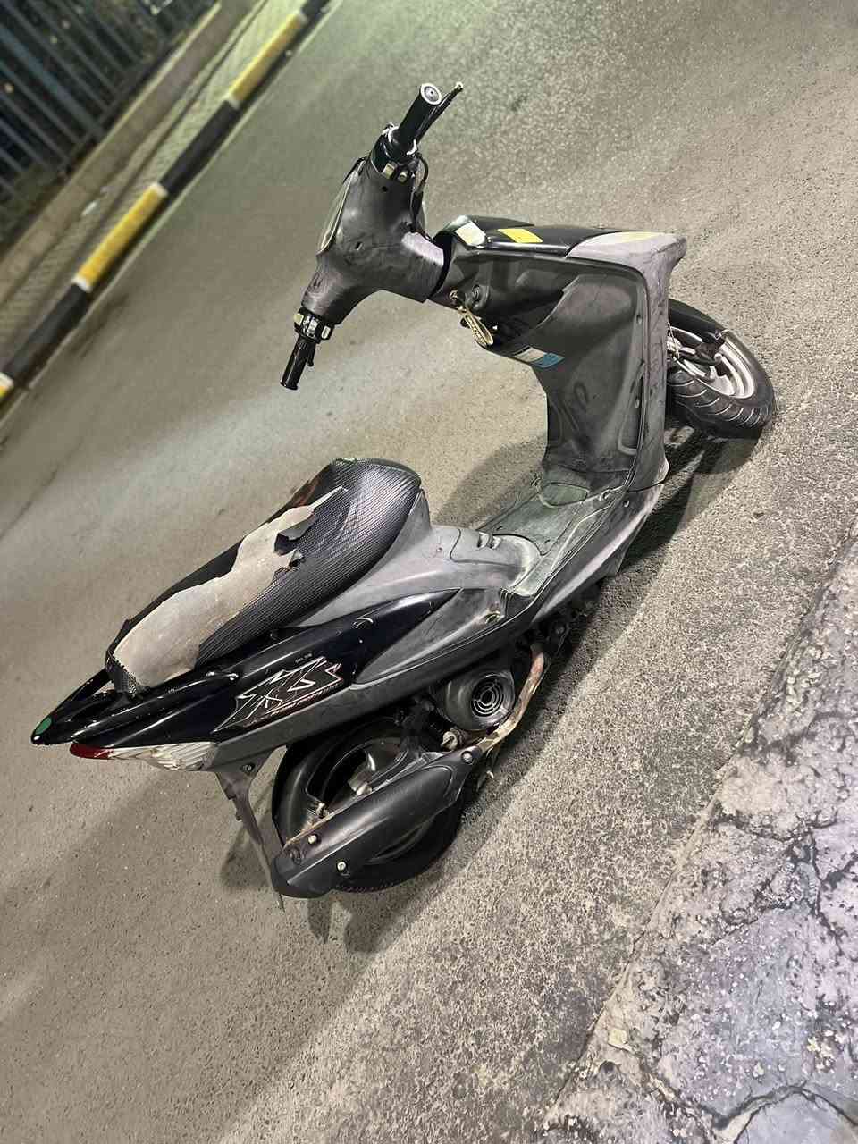 دراجه رمبه ختم واحد مابيه اي نقص مكفوله من كلشي
السعر875 بيها مجال العنوان بغداد السيديه 
***********
