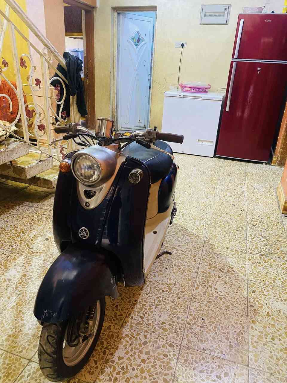 السلام عليكم دراجه مصريه جديده شرط الفحص مامفتوحه السعر ٤٥٠ وبيها مجال ***********
