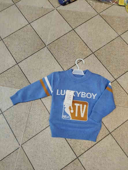 تراكات ولادي بناتي جميع القياسات متوفرة وجميع الألوان وبأسعار مناسبه 
العنوان شارع النداديف مقابيل شارع الكفيل مجاور عطارية مرتضى عدنان  
يوجد توصيل مجانا 
للطلب ولأستفسار ***********
