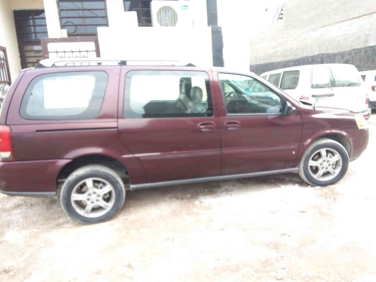 السلام وعليكم أخي الكريم بيع او امراوس شوفر ابلندر 7راكب طويله سپاره حلوه رقم انكليزي بسمي مشروع وطني اي محافظه تتحول جاملغ غلفي صبغ فقط داخل حلوه شايل الكشنات مالته السياره في بغداد سعر78 رقمي***********
