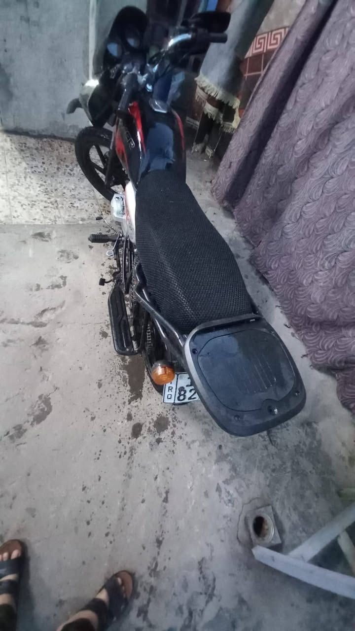 سلام عليكم
بوكسر جبلي  موديل  2021  مرقم بغداد تحويل ثاني يوم   ( عليه محرك سيفان 2025) الدراجه نضيفه   سعرها 1650 وبيها مجال  العنوان بغداد مدينه الصدر 
للاستفسار  اكثر 
***********
