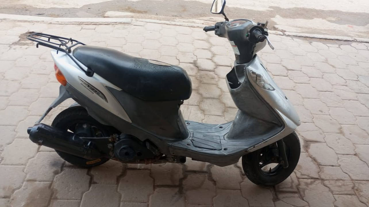 دراجه ادرس قديم  نوزل نضيفه شغاله سلف هندى مكينه ناعمه السعر 275 وبيه مجال قليل  موبايل *********** العنوان كوت النوار
