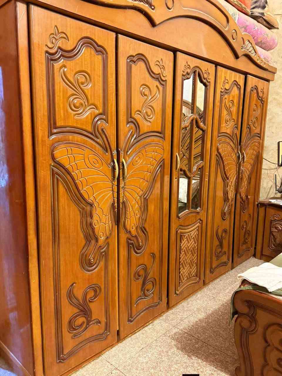 سلام عليكم غرفه لبيع 500 بيها مجال رقمي *********** او علق واني ادخلك خاص
