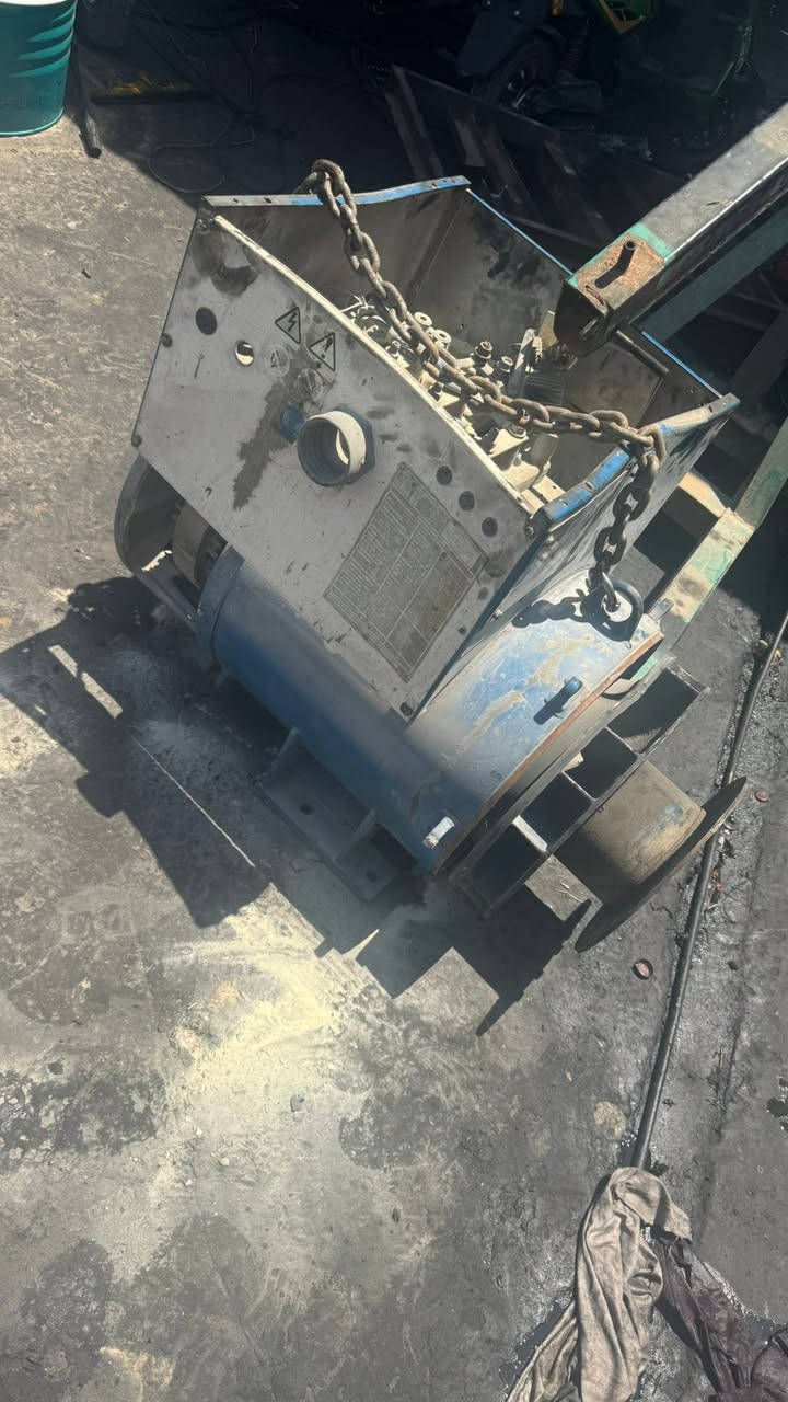 للبيع 220 كي ڤي محروك ستيتر غراضه كاملة


**إذا كنت صاحب هذا الإعلان وتريد حذفه لأي سبب، رجاءا أرسل رسالة إلى الدعم الفني**
