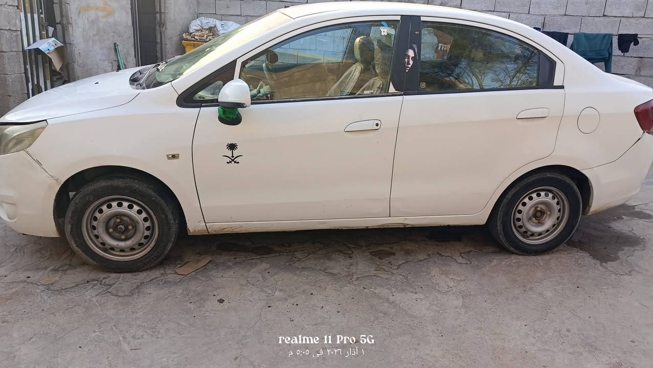 سلام عليكم
شوفر سايل للبيع موديل 12
رقم بغداد مكانه البصرة 
مكينه جديده كير عادي تبريد ثلج شغال 
السعر 50وبيها مجال الاتصال على الرقم 
***********
