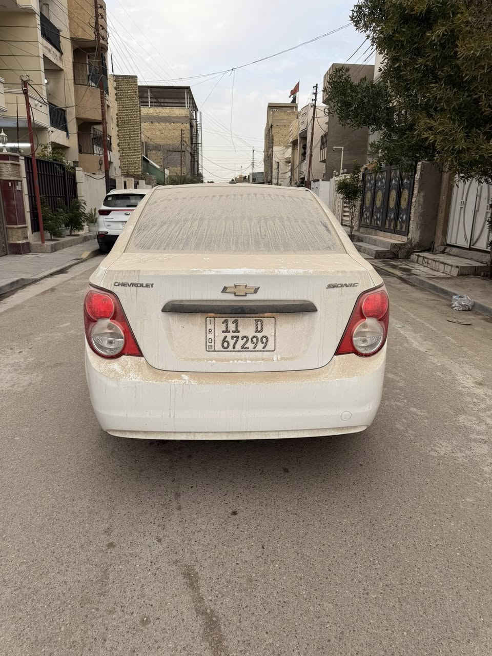 السلام وعليكم شوفر سونك 2012 استلام شركة السيارة ماشية 24 الف كيلو السيارة جديدة جانت مضمومة سبير مانازل مكانهة بغداد حي الاعلام سعرهة 93 ورقة وبيهة مجال 
***********
