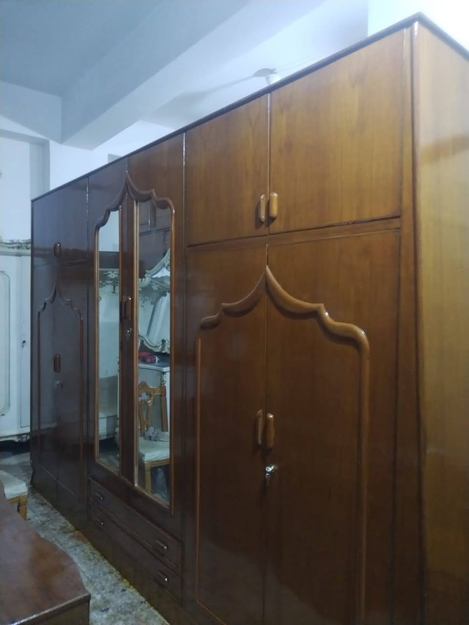 غرفه 6 باب ملحق صاج داخل وخارج ضهر جرجوبه شغل درجه اولى مستعمل موديل نقش صاج بورمي بغداد الأمين الثانية ***********
