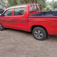 عندي تويوتا موديل 13 اللون احمر السياره اوتوماتيك كفاله عامه رقم الهات...