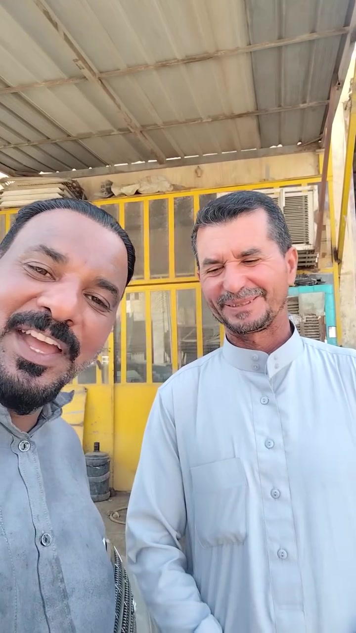 السلام عليكم اخوان اليوم بضيافتي الاخوان من أهالي بغداد والنجف اخوكم ظافر التميمي حي الصناعي السايدين الرئيسية قرب غرفة الحراس ركن المزرعه ***********
