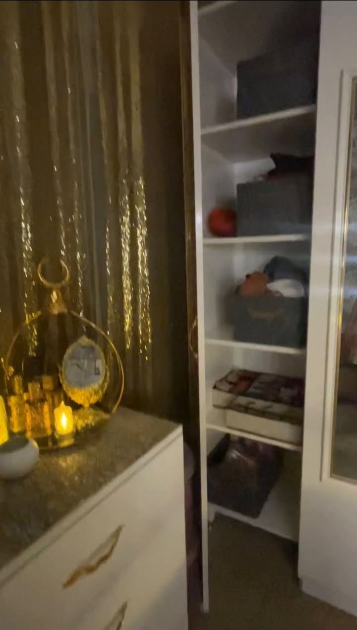 مرحبا 
غرفة للبيع استعمال نظيف متكون من ١٠ قطع السعر ٦٥٠ مكاني بغداد الدورة


**إذا كنت صاحب هذا الإعلان وتريد حذفه لأي سبب، رجاءا أرسل رسالة إلى الدعم الفني**