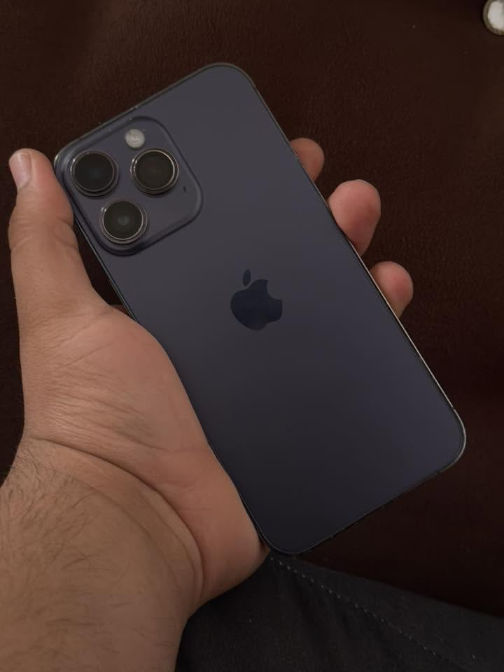 السلام عليكم
Iphone 14 promax 
اللون البنفسجي
ذاكرة ٥١٢
بطارية مبدل جديدة اصلي ١٠٠٪؜ 
شاشة مبدل اصلي اكرر اصلي
في ايدي شغال 
الجهاز كله بحالة الوكالة وراجع وتر
للبيع او المراوس ايفون فقط
سعر البيع ٥٥٠ وبيه مجال بسيط
متوفر واتساب :***********
