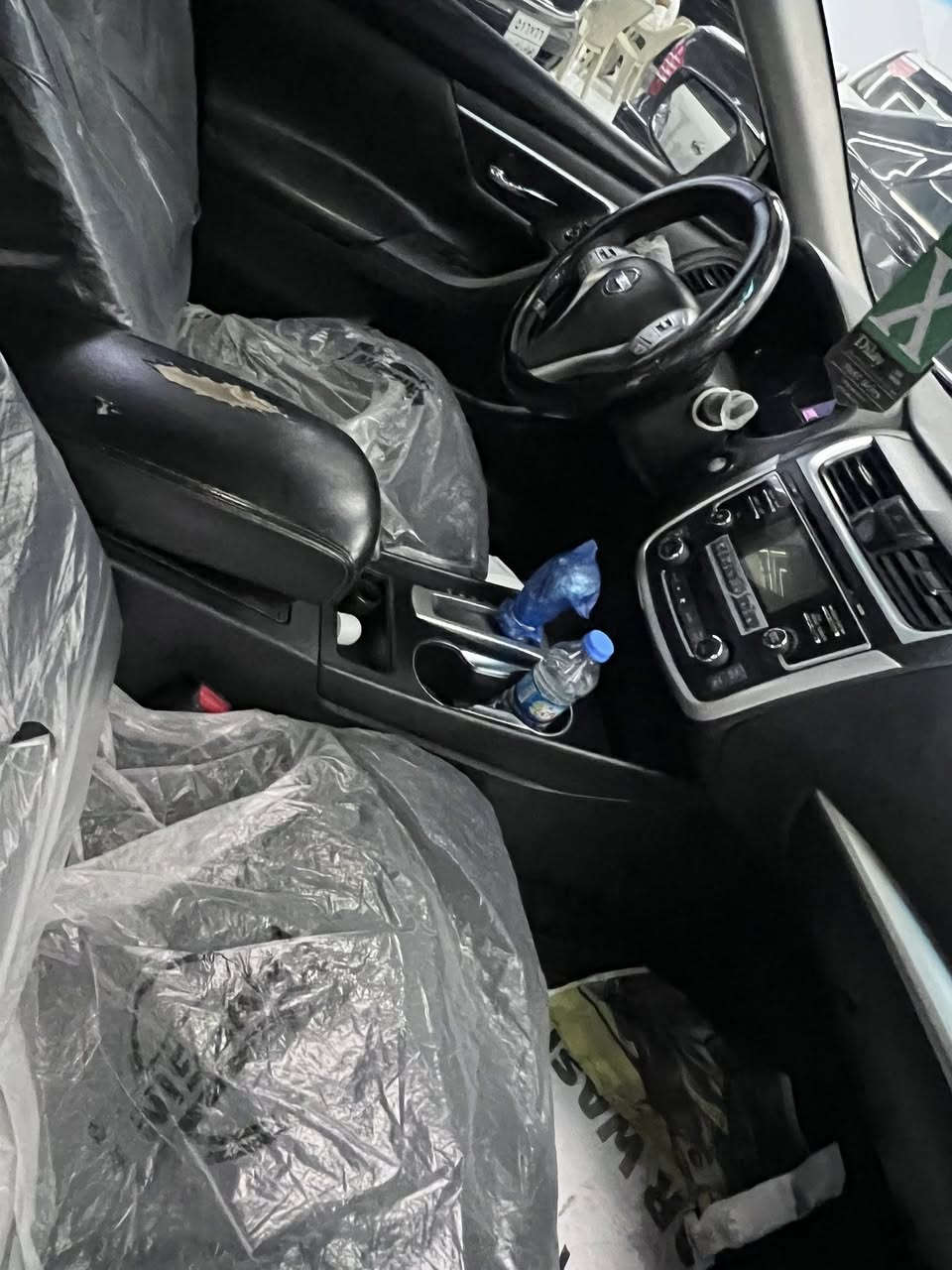 نيسان اولتما موديل 2017سونار موضح بيها 3 مكانت صبغ سياره بدون دواخل ابدا محرك كير كله شرط ماشيه 150 سياره جاهزه بدون مصرف سعر 115مكان اربيل  ***********
