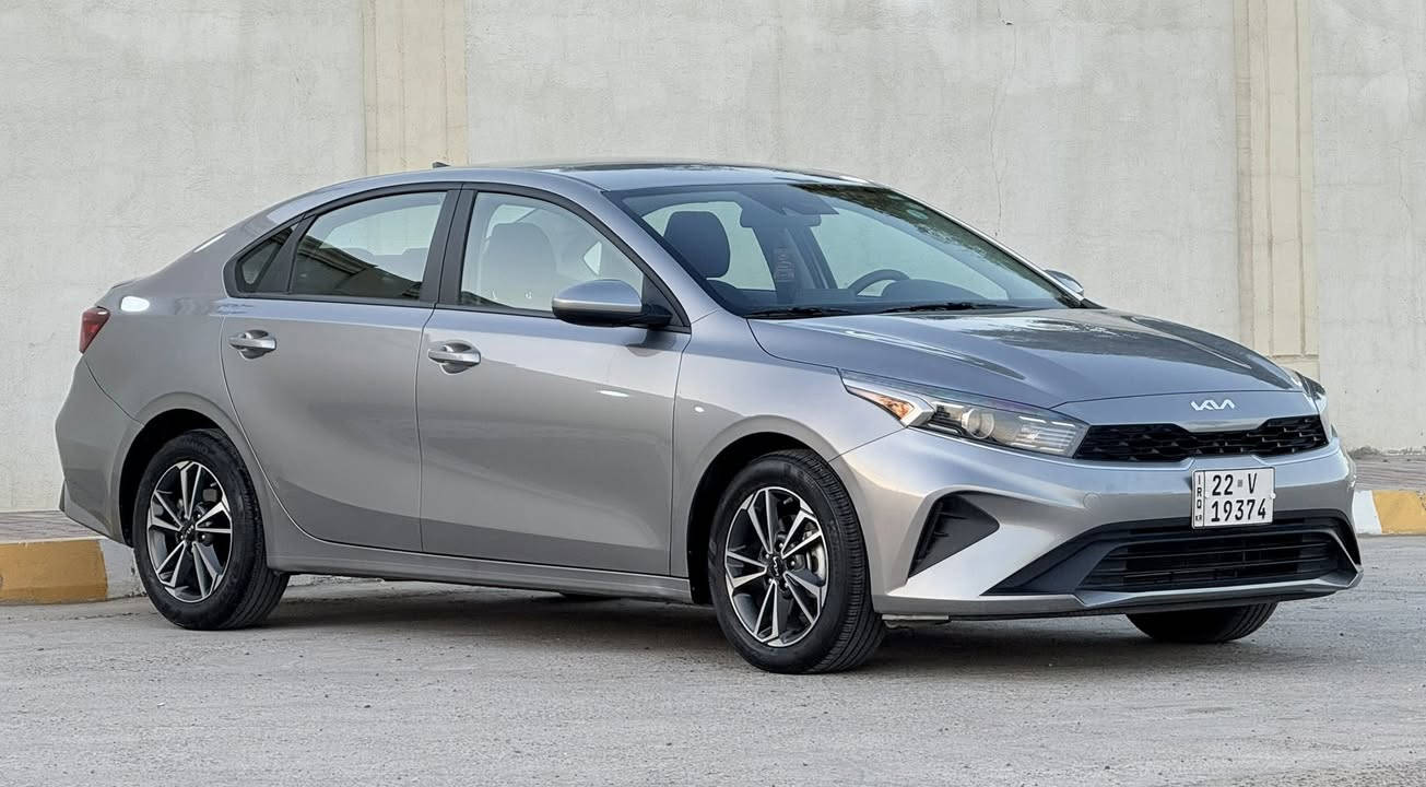 السلام عليكم
كيا فورتي 2024 رقم اربيل بأسم شركة وكالة او تحويل مضمون ماشية 11  الف وصور الحادث مرفقة 
مواصفات : مكينة 2000 دوش / شاشة كبيرة / كامرة دوارة / رادار تعديل مسار / اوتو بريك / مود درايف / تحكم ستيرن / كروس سرعة / ويل كب / مانع انزلاق / بلوتوث / اواكس / USB 
مكاني الكاظمية شارع اكد 
للتواصل والاستفسار : ***********
