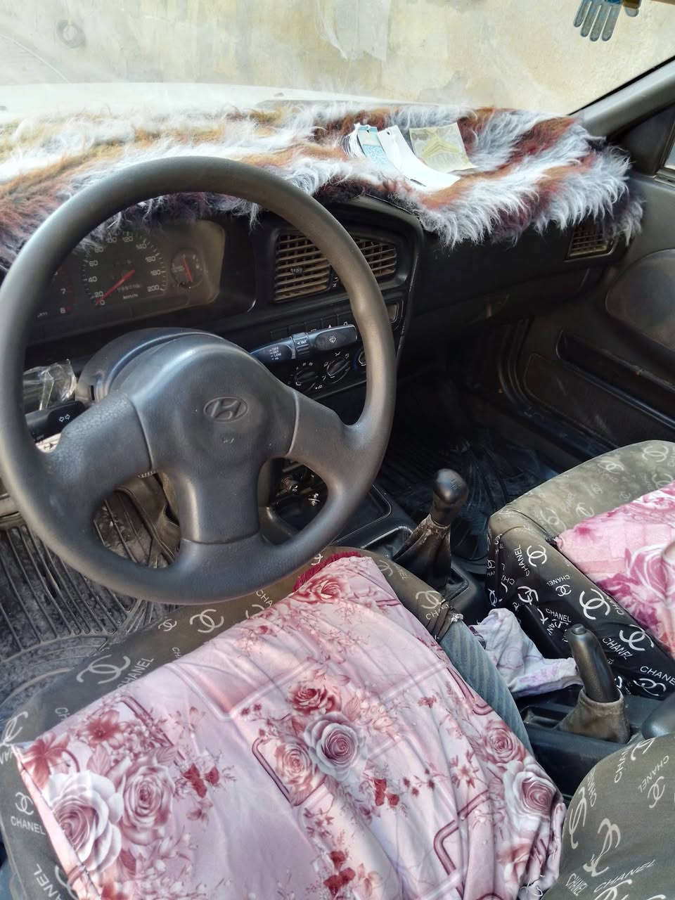 النترا دمعه موديل ٩٤البيع السياره المكينه تخربط شويه بيع على وضعه العنوان بغداد الحريه السعر ٢٥ بيه مجال رقم الهاتف ***********
