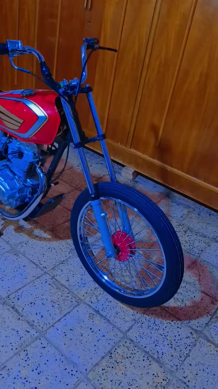 سلام عليكم دراجه البيع موديل 12وتعمير 2025كفاله عامه
من مكينه وغراض السعر 750وبيها مجال بكاني كوت 
الطشاش رقم الهاتف ***********
