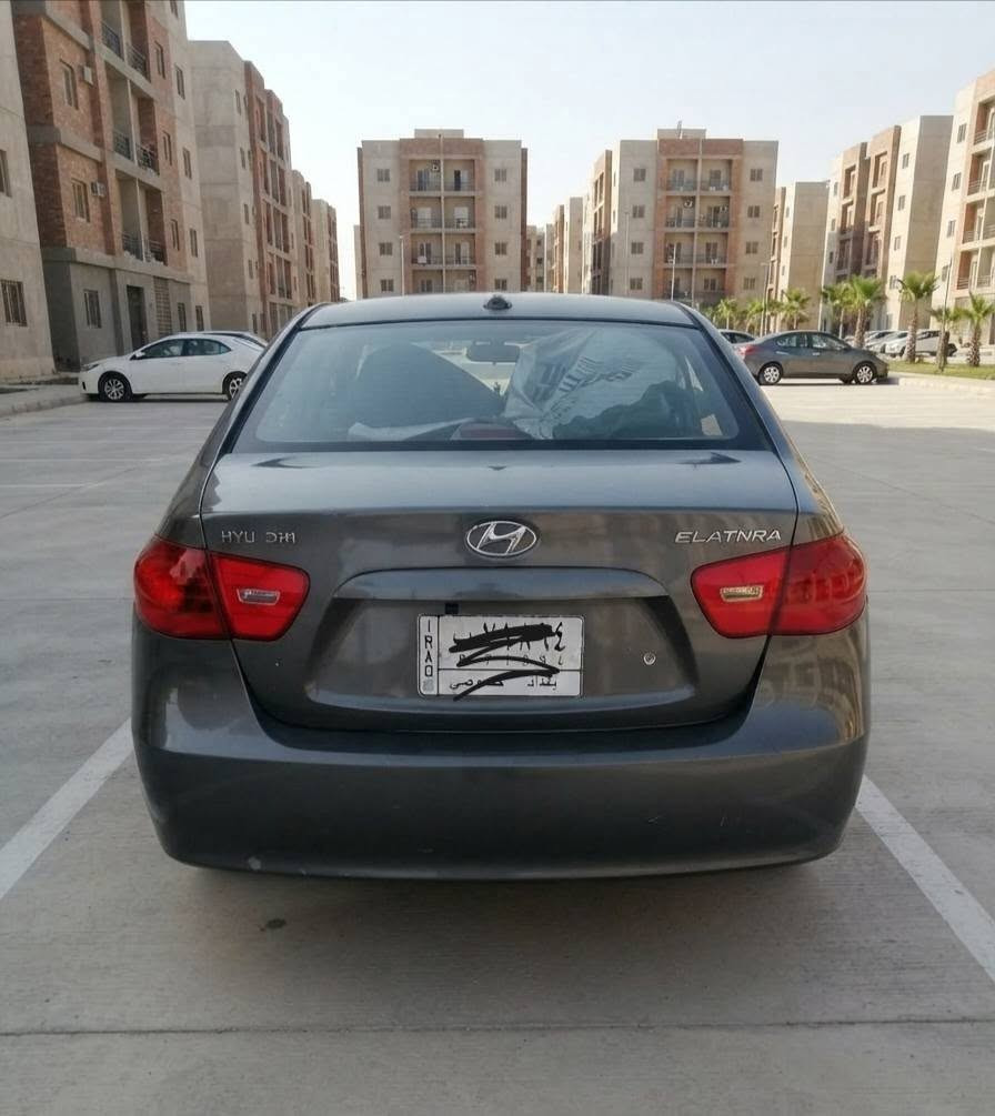 سلام عليكم النترا مقدسة 2009 وارد امريكي حادث جاملغ امامي فقط بالعراق بيه قطعتين صبغ باقي مكفول
رقم بغداد الماني مشروع وطني سنوية لل2027 مصفره غرمات 
محرك 2000دوش مرغوب 
العنوان بغداد السعر 90 بيه مجال رقم هاتف ***********
