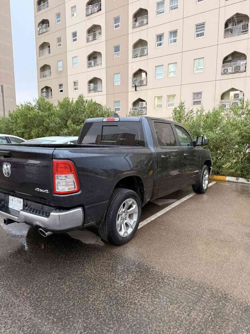 السلام عليكم
للبيع دوج رام 2021 بگ هورن

ماشية 74 الف 

حادثها مرفق بالصور رقمها بغداد 

محرك 8 سلندر باب طويل بدي قصير 

سعر البيع 270 ورقة وبيها مجال 

لمزيد من التفاصيل يرجى الاتصال بالرقم *********** 

مكاني بغداد - مجمع بسماية السكني
