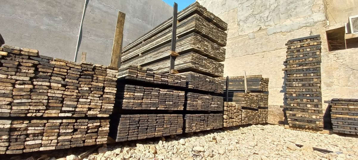 قالب خشب روسي تارس للبيع العدد 26 مكعب
مكاني حله حي العسكري ***********
