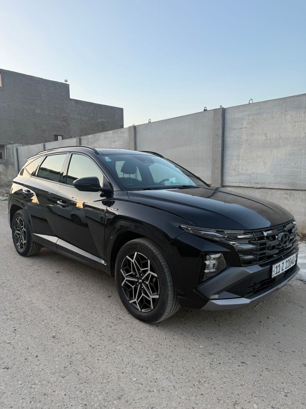 السلام عليكم
توسان 2024 NLine هايبرد فئه مميزه 
فول مواصفات جديده جداً
ماشيه 22 الف ميل
السعر 189
بيه ثلاث قطع مبدله بدون دواخل 
بصمه 
بنوراما
4 ويل
جلد 
تدفئه كشنات فول تحكم 
رادارات 
وبعد بيه هواي مواصفات
السياره بسمي  
المكان بغداد الغزاليه 
***********