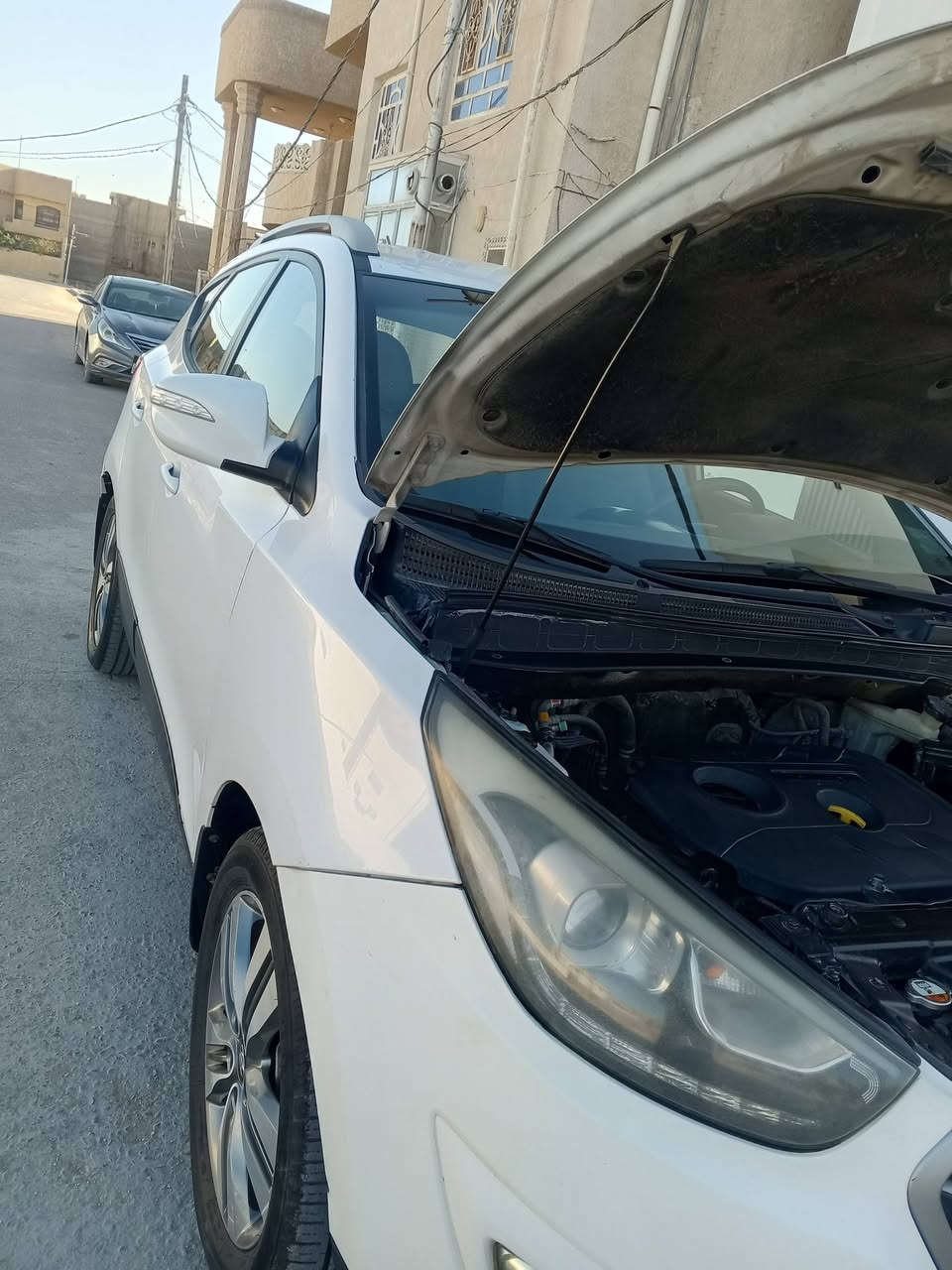 توكسان موديل 14 بيه قطع صبغ ابيع احزام بدون دواخل كير ومحرك مكفول السعر 119
***********
