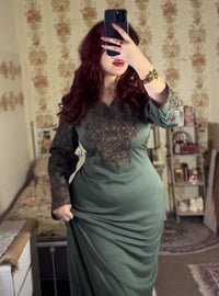 ملابس بنات • حجز مسبق يومين • كمية قليلة