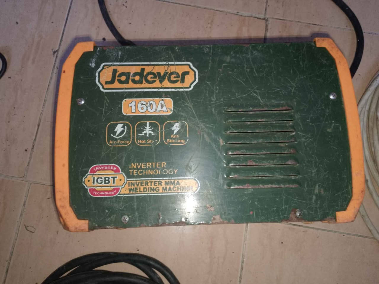 سلام عليكم غراد حدادة شرط الشغل درين همر تثقيب وتفليش مكينه لحيم حجم كبير كوسرة اخت الجديدة سيار 15 متر / السعر 125 الف المكان كربلاء / اتصال على الرقم *********** كربلاء, العراق
