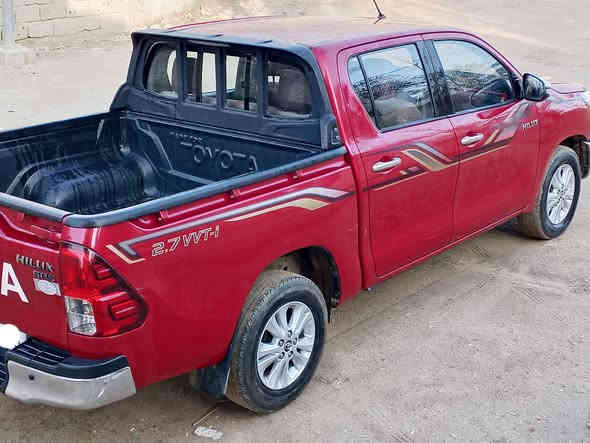 سلام عليكم
من رخصة الادمن 
تيوتا هايلوكس موديل 2019 سنويه جديده بيها كتاب فحص شامل لكل السياره  (سعر 265) وبيها مجال للشراي وباقي التفاصيل على هذهِ الارقام 
‏‪***********‬‏
‏‪***********‬‏
