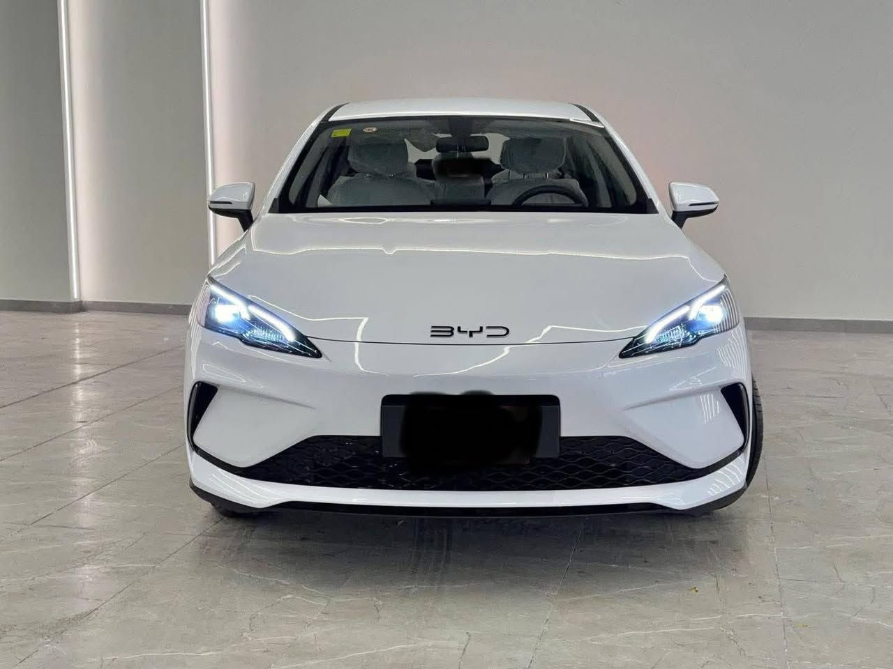 BYD SHEL 05  2025
2100   شاشە کامێرە کارت شعن کامل ئەشیا
نرخی  124$    ***********
