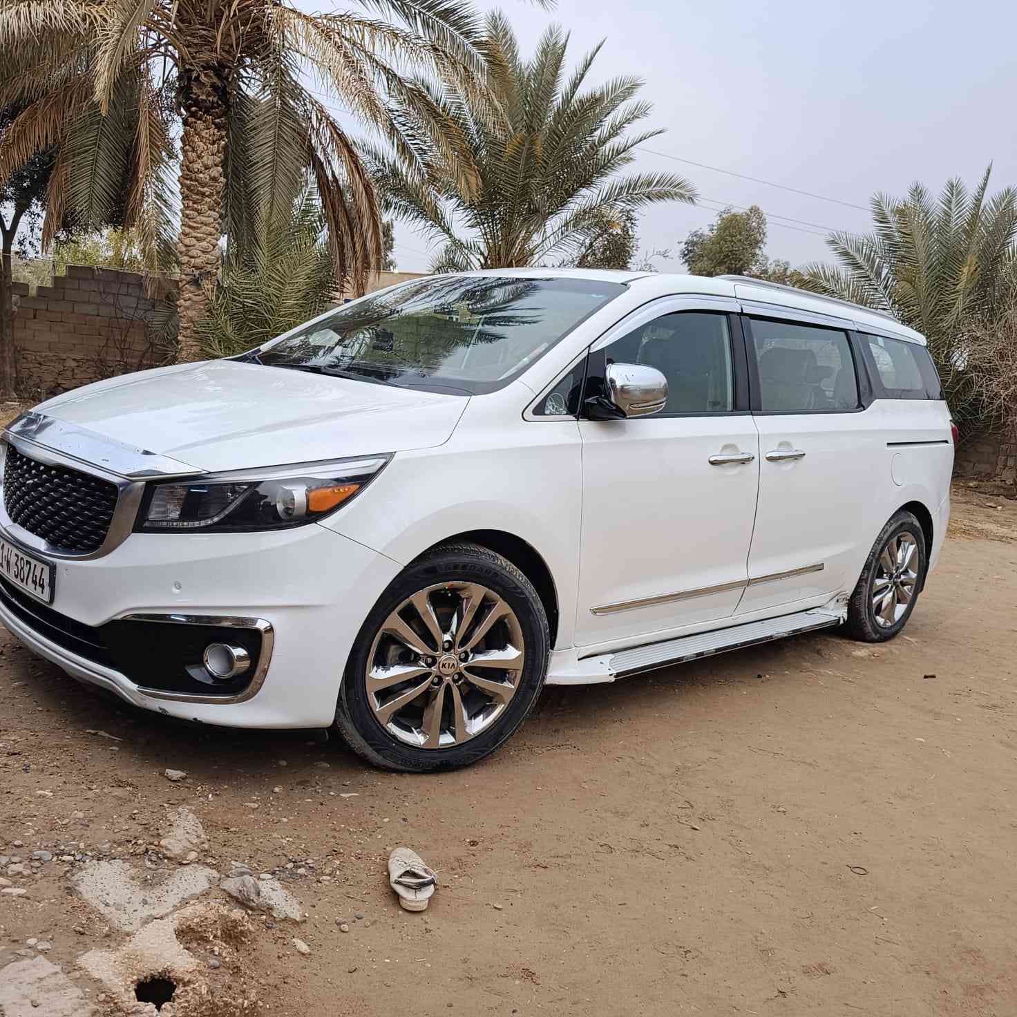 سلام عليكم
سيدونا موديل ١٦
فول فول بيها ثلاث قطع بدون دواخل وايربكات
كامرات ٣٦٠ وحساسات
محرك وكير كفاله ما ممدود عليهن سبانه
ماشيه ٣٢٠ الف كيلو
بجم كبس سياره بسمي
سعرها ١٧٥
. مكاني الانبار القائم
***********
***********
