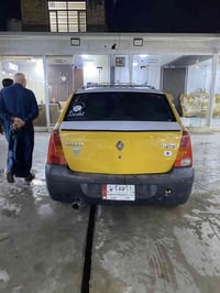 رينو لوكان 2010 كامله من كلشي  نقص فقط تبريد  سعر 37 او بيه مجال    07...