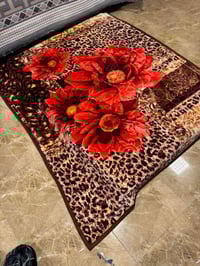 بطانية نفرين • ٢٣٠×٢٠٠ • حفر وجهين