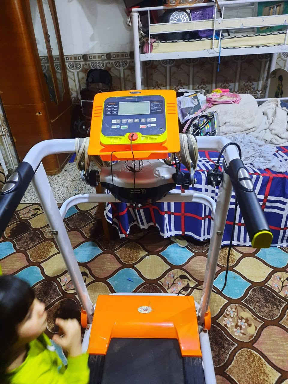 مكلف بنشر جهاز جري سعرة 250 وبي مجال *********** عنوانه رميثة
