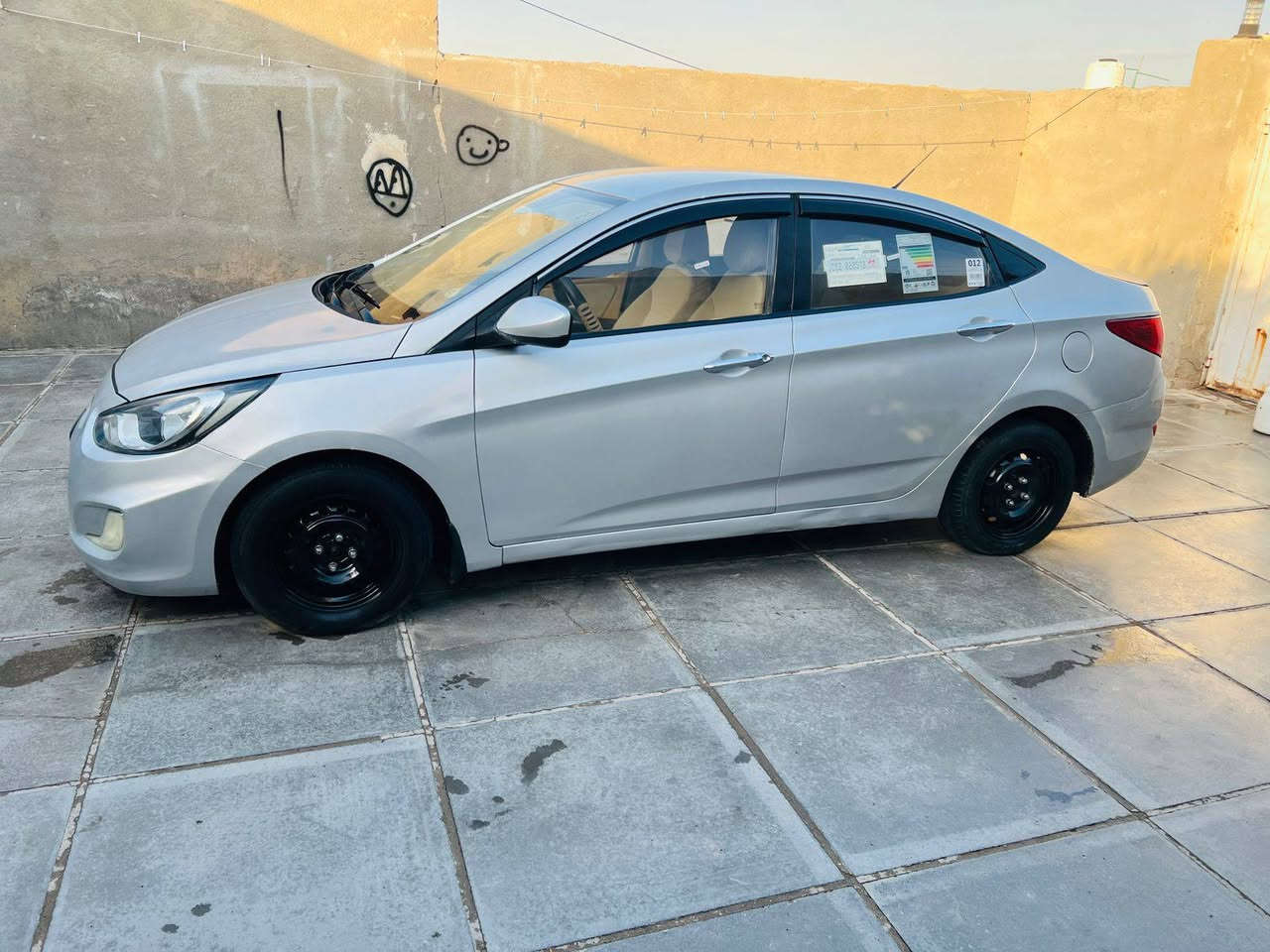 اكسنت موديل 13 مكفوله ماعدا قطعتين صبغ بدون ظربه شرط سياره نظيفه جدا استخدام شخصي محرك 1600دوش مرغوب مكينه وكير شرط مامفتوحات سياره جاهزه سياره دواخل ع وضع الشركه ذي قار ناصريه بيع مستعجل جو السوك ***********
