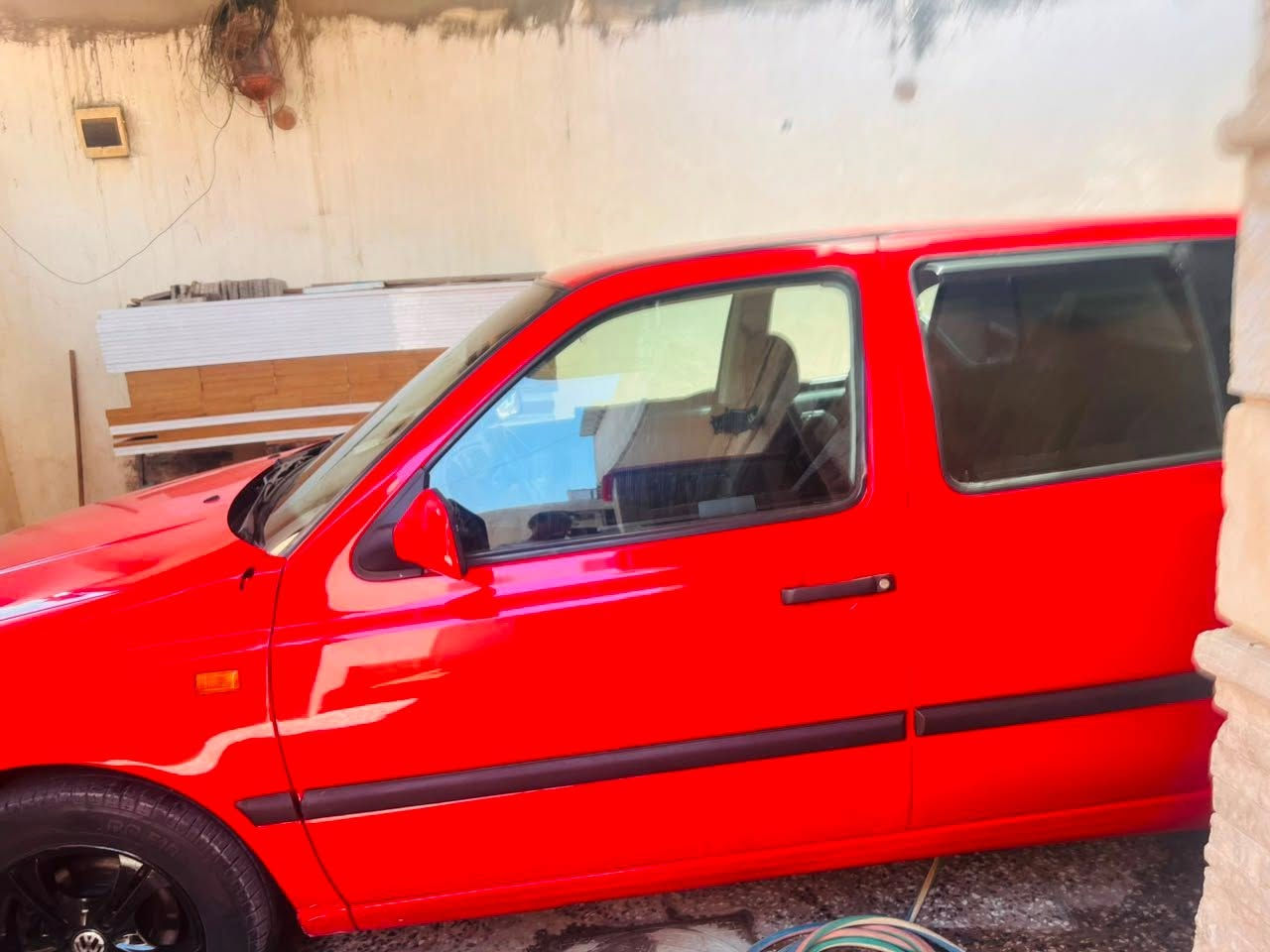 🚗 للبيع — فولكس فاغن كولف 1994
✅ مكينة 2000 سي سي
✅ لون أحمر
✅ جاردة
✅ صبغ جمالية
✅ سيارة مرتبة وجاهزة للاستخدام

📍 الموقع: بغداد الجديدة – خلف جامع عرفات

📞 للاستفسار: ***********

💵السعر الاجابة في الخاص
