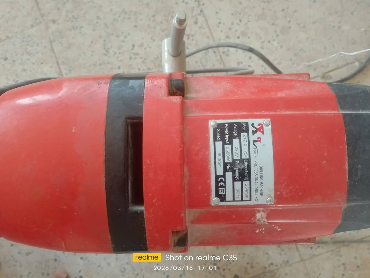 كور دبدوب بعده جديد مامستخدم سعره 300 دركه مال ستيرن جدد على 1500سكن بغداد سبع البور  شارع آلاف هاتف ***********
