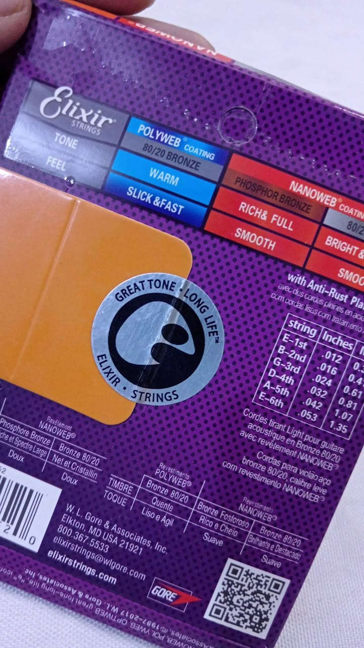 اوتار غيتار صوتي فوسفور برونز من داداريو مجموعة كاملة 5 الاف ع التم


**إذا كنت صاحب هذا الإعلان وتريد حذفه لأي سبب، رجاءا أرسل رسالة إلى الدعم الفني**